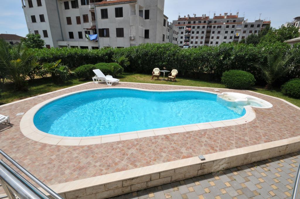 Apartments Villa Lida โตรกีร์ ภายนอก รูปภาพ